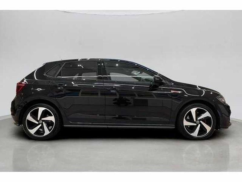 Begagnad VW Polo 207 HK (152 kW) 2023 Halvkombi
