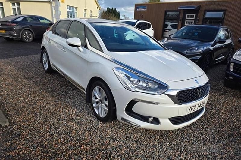 White Used 2015 DS Automobiles DS5 Elegance Hatchback | £5,995 - Image 1/1