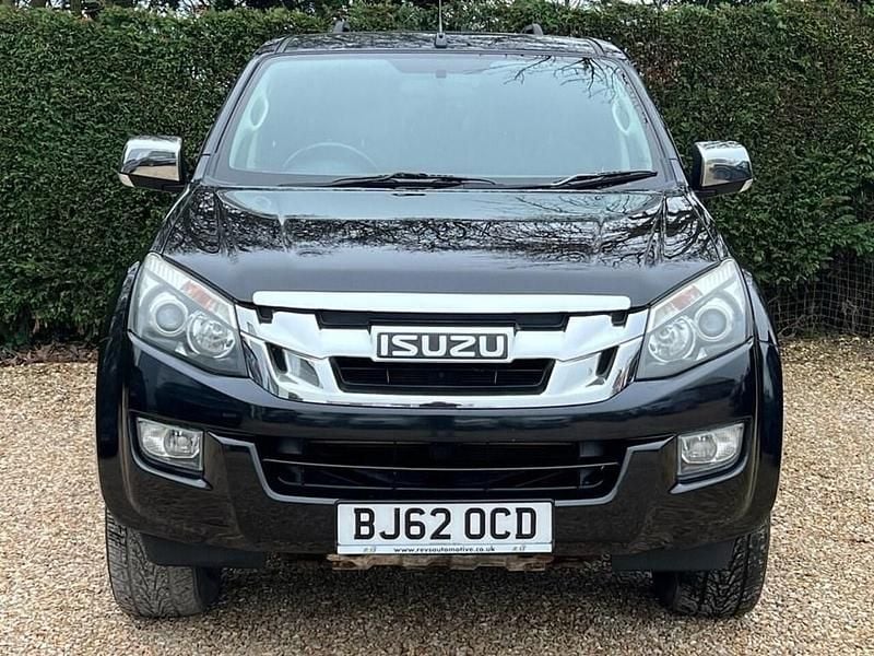 Used Isuzu D-Max 2012 Black Pickup