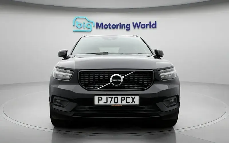 Used Volvo XC40 R-Design 197 HP (144 kW) 2020 Black SUV