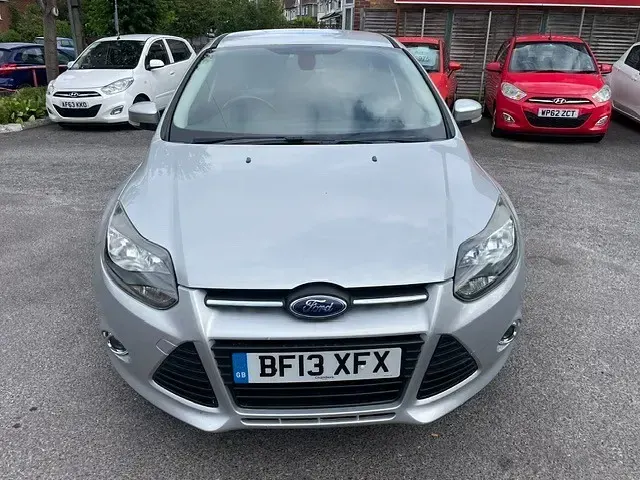 Used Ford Focus Zetec 2013 Silver Hatchback
