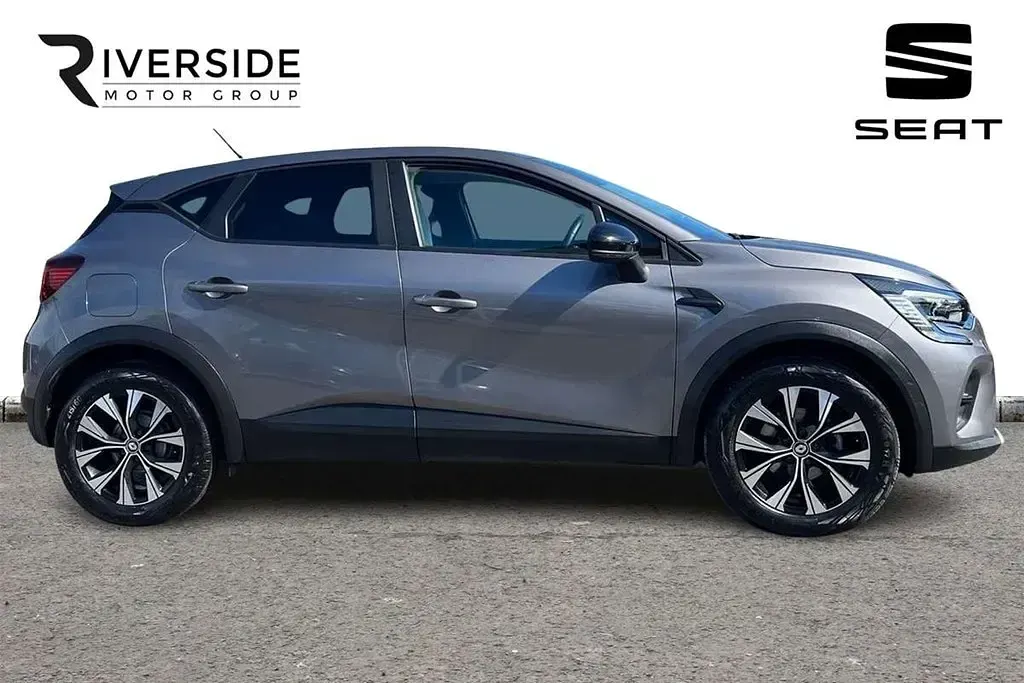 Usado Renault Captur Evolution 91 CV (66 kW) 2024 Gris SUV