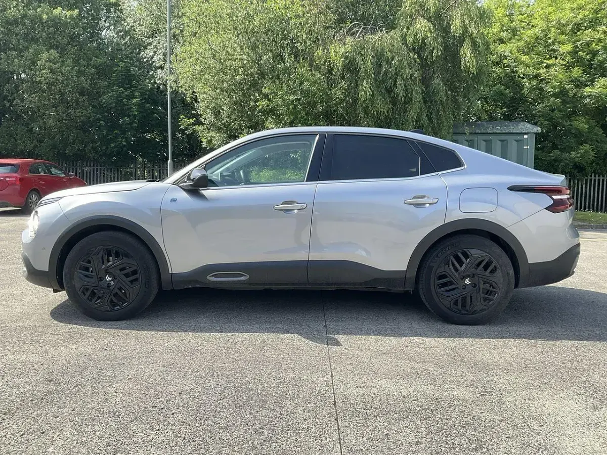 Used Citroën e-C4 98 kW (134 HP) 2024 Grey SUV