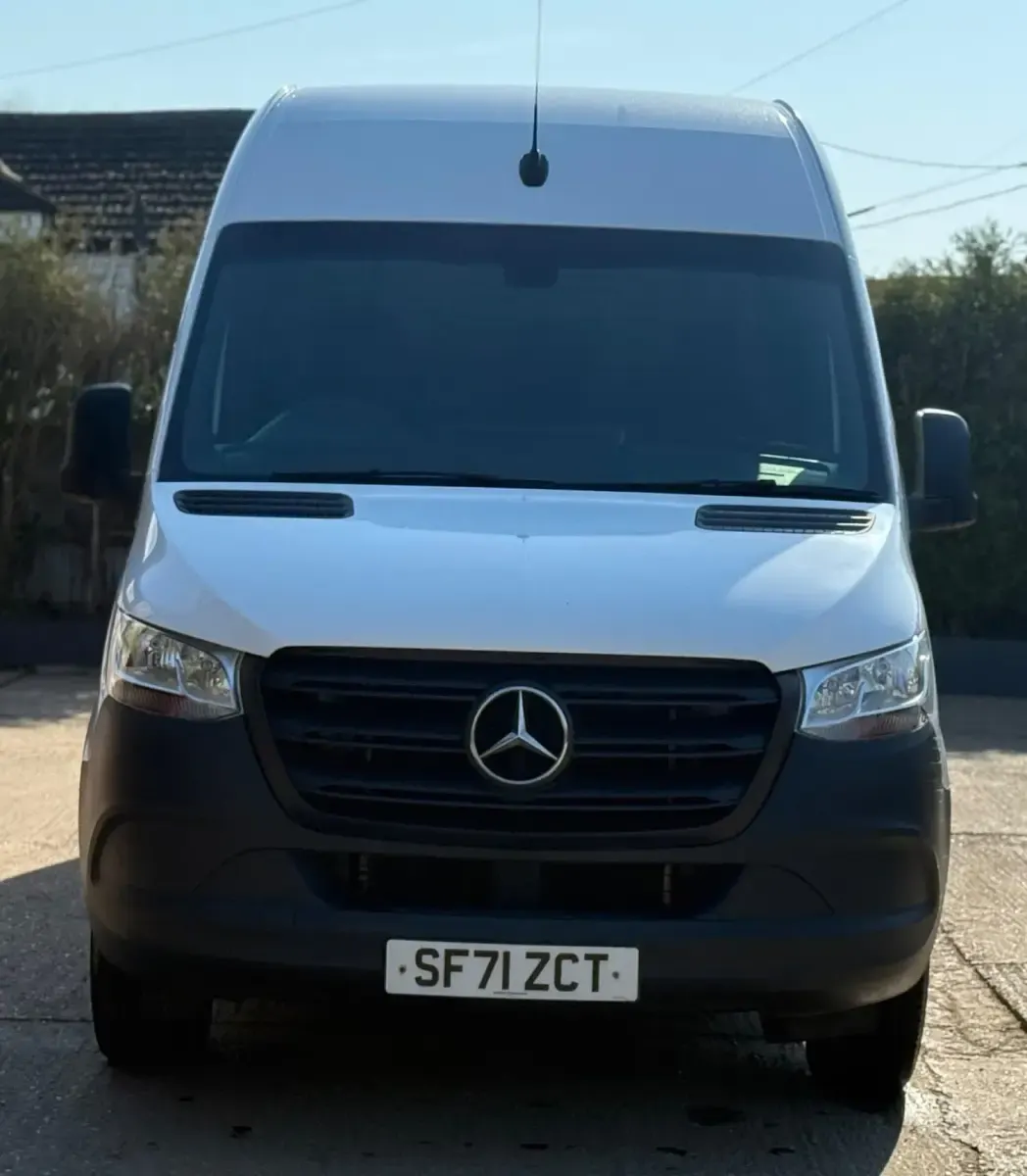 Begagnad Mercedes Sprinter Progressive 2021 Vit Van