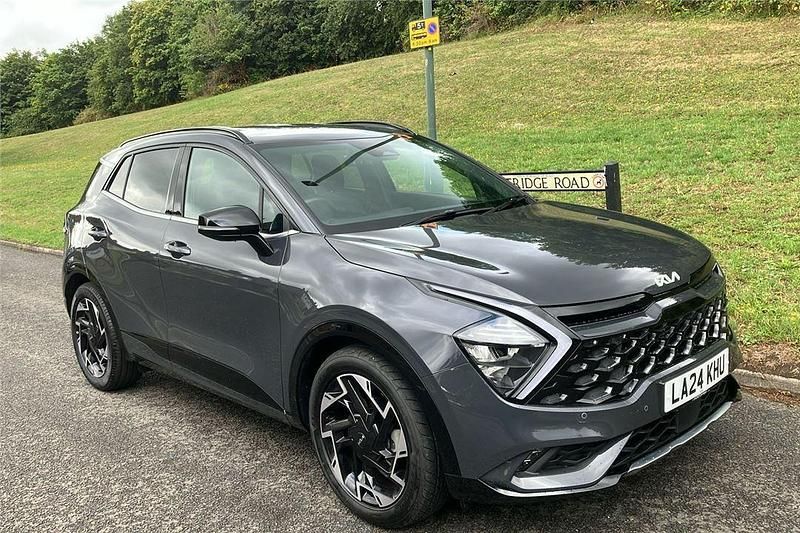 Grey Used 2024 Kia Sportage 4 SUV | £29,295 (Super price) - Image 1/3