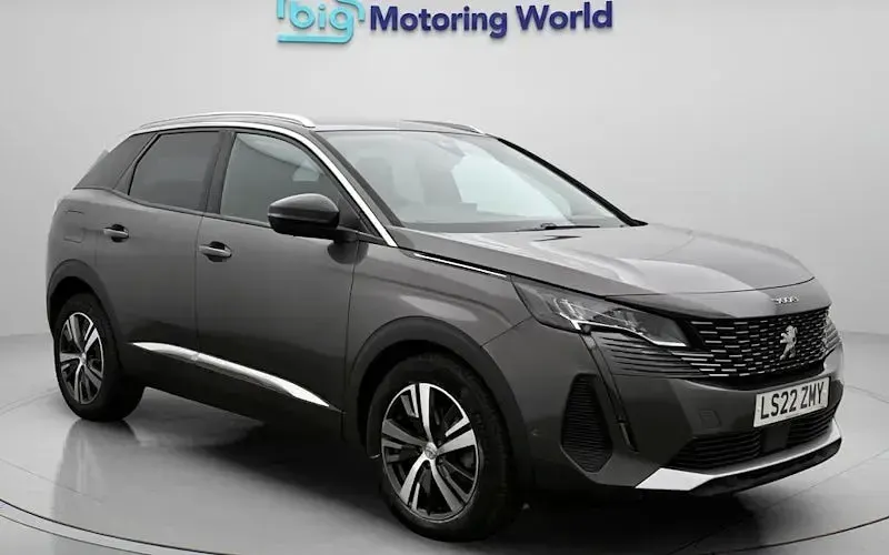 Used Peugeot 3008 Allure Premium 131 HP (96 kW) 2022 SUV
