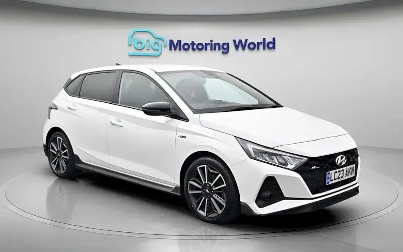 Used Hyundai i20 N Line 120 HP (88 kW) 2023 White Hatchback