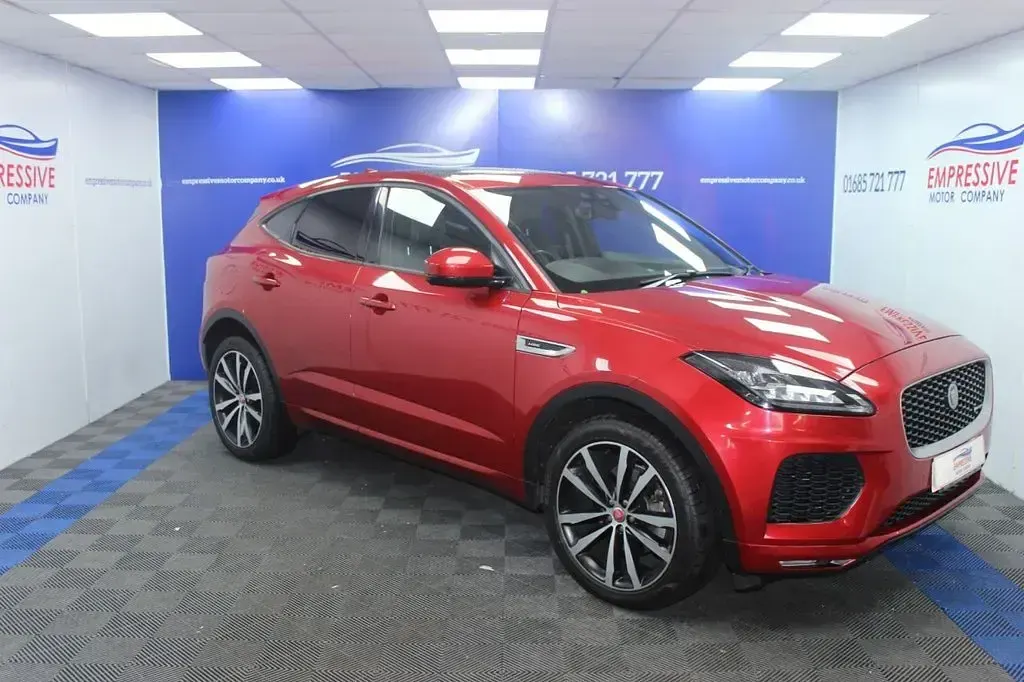 Used Jaguar E-Pace R-Dynamic 180 HP (132 kW) 2019 Red SUV