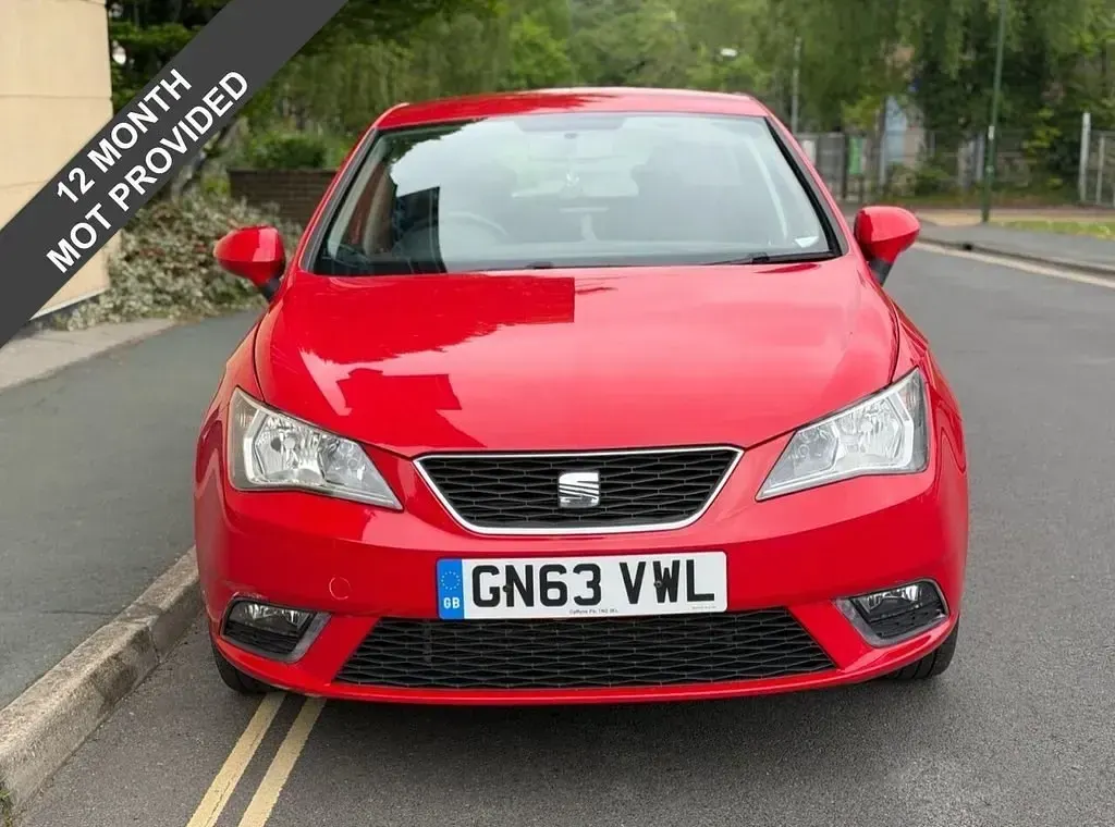 Używany Seat Ibiza 85 KM (62 kW) 2013 Czerwony Hatchback