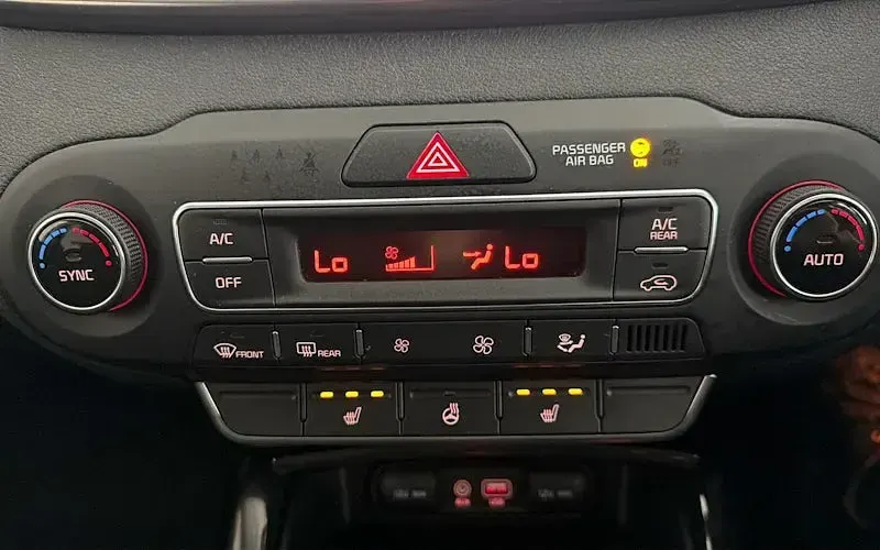 Used Kia Sorento 200 HP (147 kW) 2019 White SUV