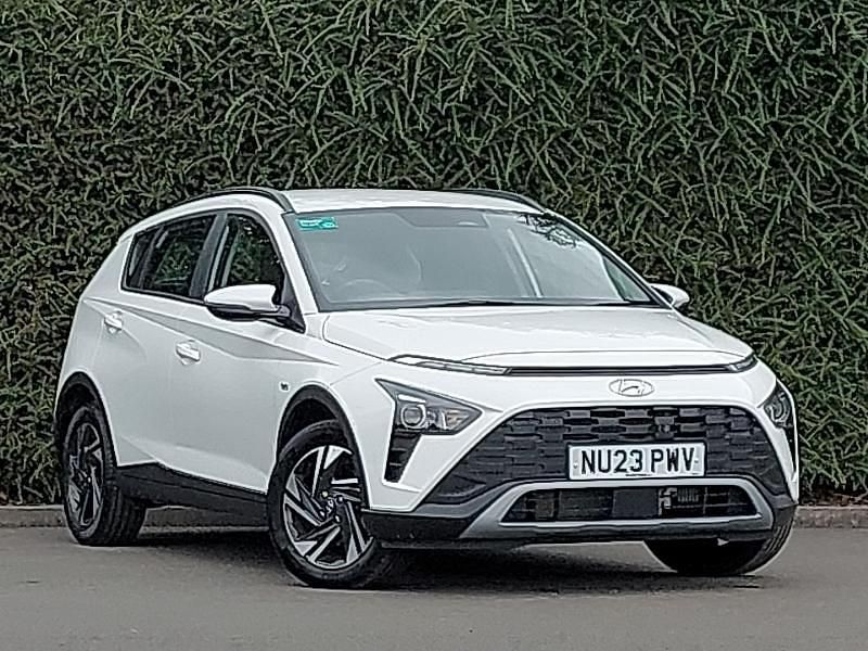 White Used 2023 Hyundai Bayon SE SUV | £15,298 (Fair price) - Image 1/4