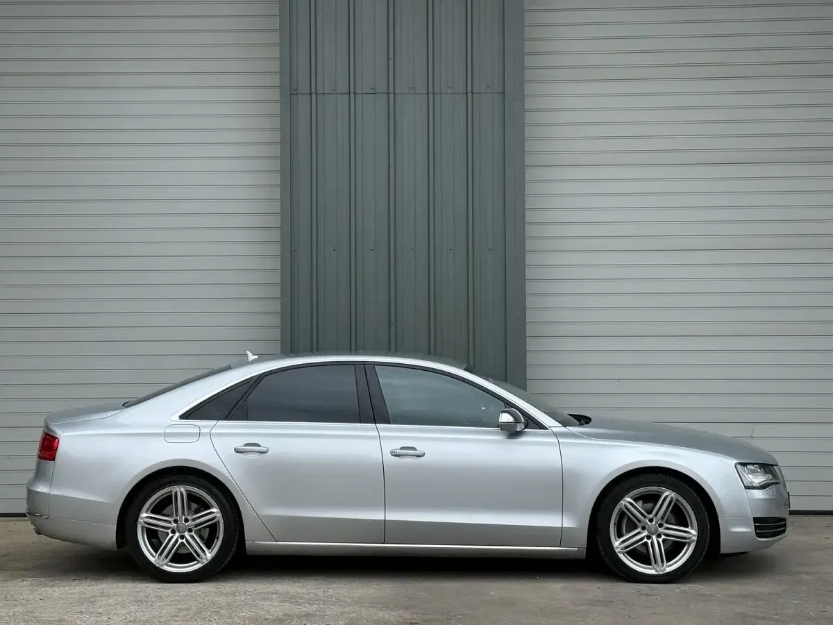 Used Audi A8 Advanced 2012 Silver Sedan