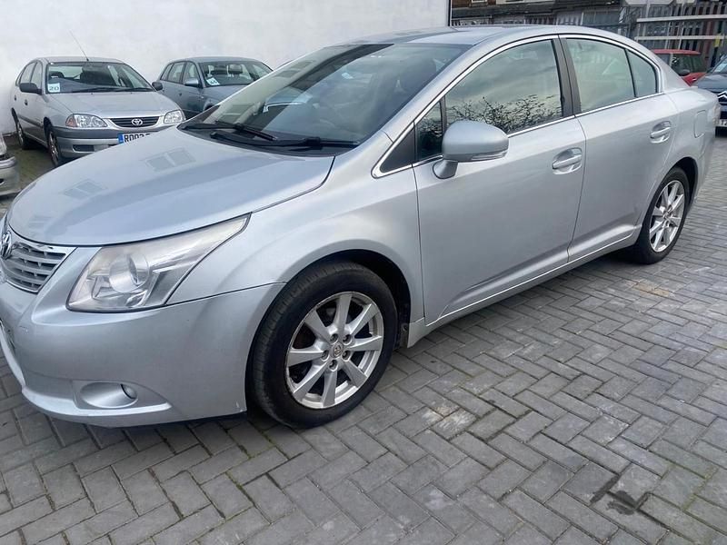 Used Toyota Avensis 2009 Silver Sedan