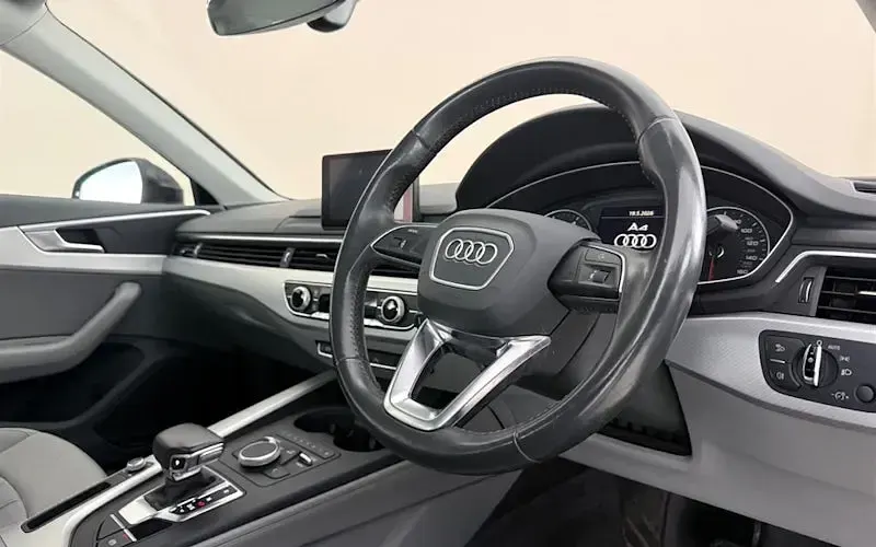 Used Audi A4 S-Line 150 HP (110 kW) 2016 Black Sedan