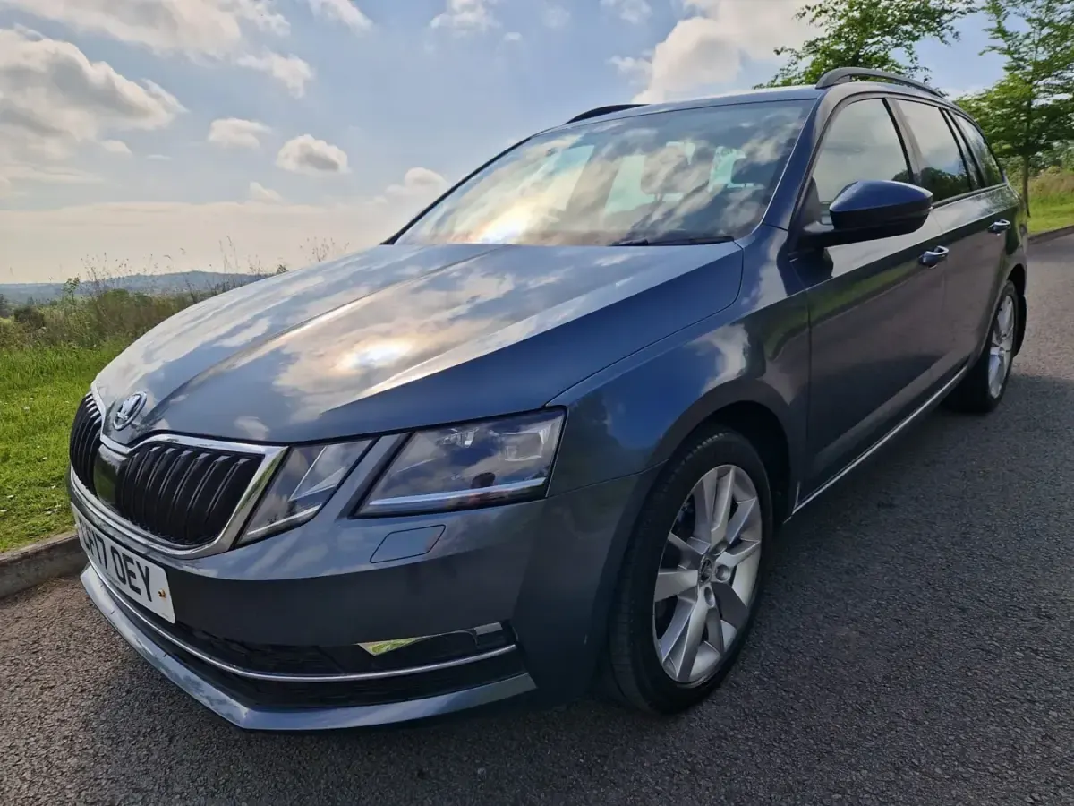 Używany Skoda Octavia SE L 115 KM (84 kW) 2017 Szary Kombi