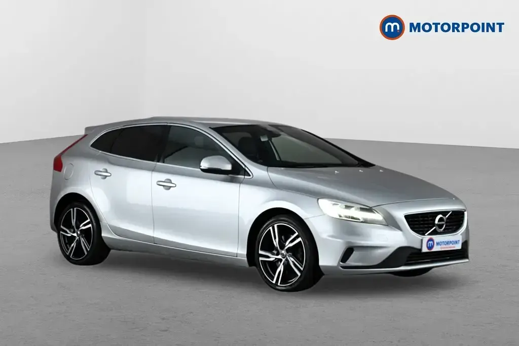 Used Volvo V40 R-Design Pro 152 HP (111 kW) 2018 Hatchback