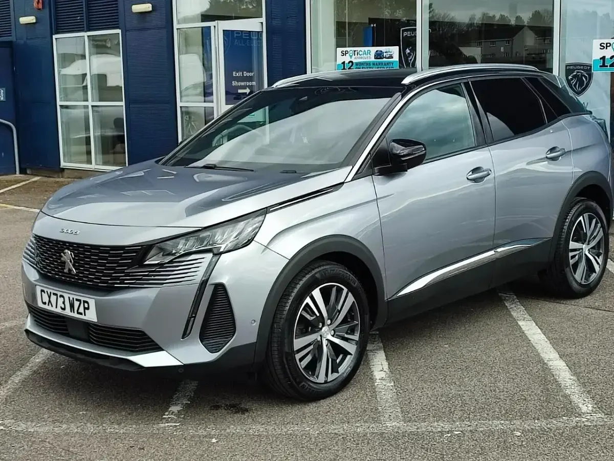 Used Peugeot 3008 Allure+ 131 HP (96 kW) 2023 Grey SUV