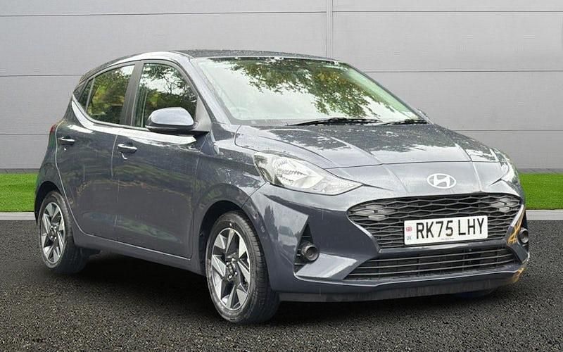 Mangrove green New 2025 Hyundai i10 Premium Hatchback | £16,995 (Good price) - Image 1/4