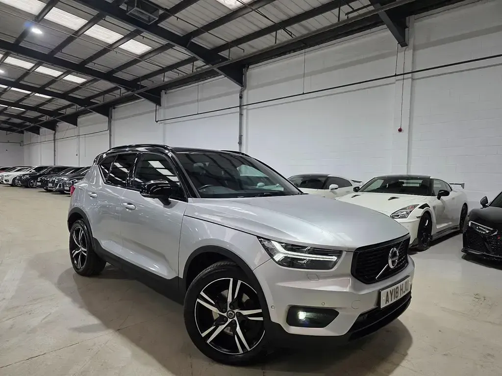 Used Volvo XC40 2018 Silver SUV