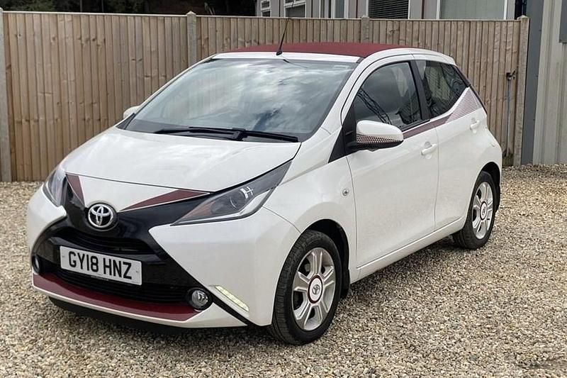 White Used 2018 Toyota Aygo Hatchback | £7,000 (Good price) - Image 1/1