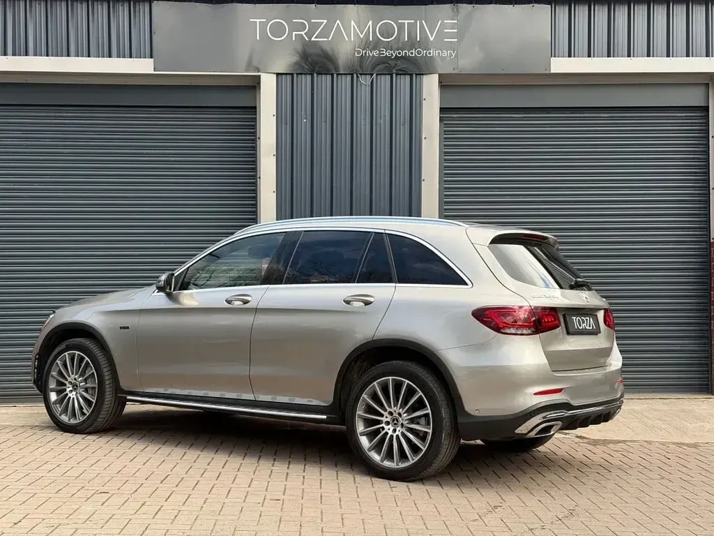 Used Mercedes GLC300 AMG line 333 HP (244 kW) 2020 Silver SUV