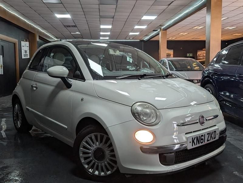 White Used 2011 Fiat 500 Lounge Hatchback | £5,250 (Good price) - Image 1/4