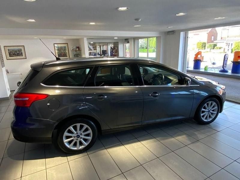 Used Ford Focus Titanium 2017 Grey Estate
