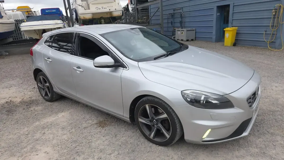 Used Volvo V40 R-Design 2016 Silver Hatchback