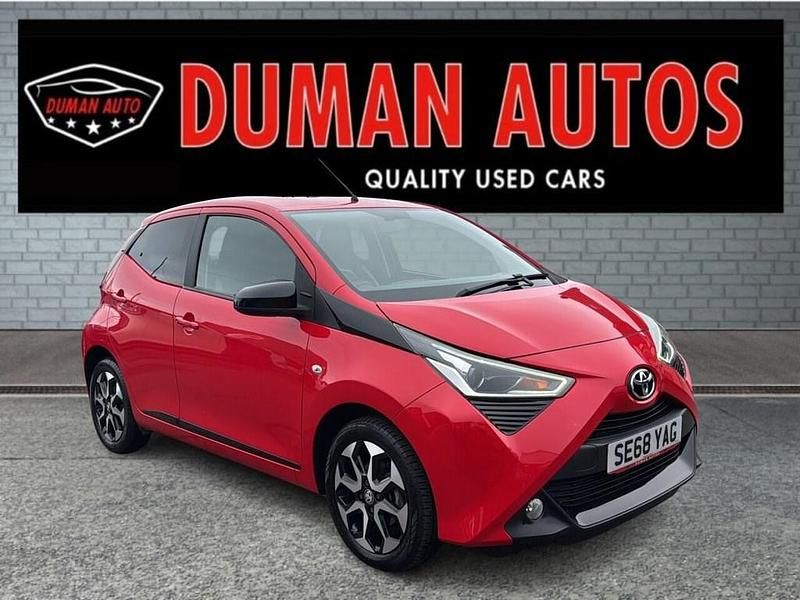 Used Toyota Aygo Trend 71 HP (52 kW) 2019 Red Hatchback