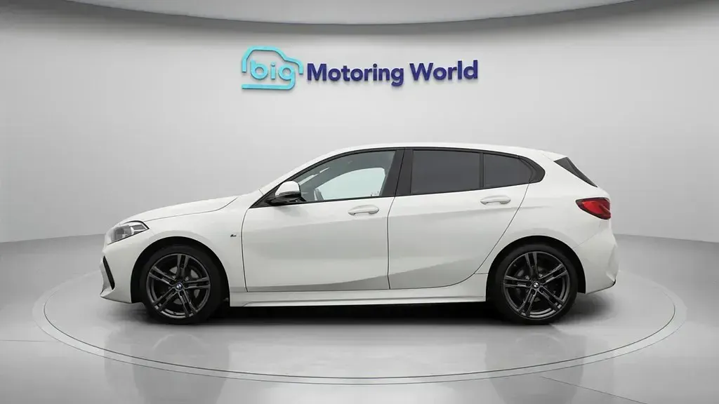 Used BMW 118 M Sport 136 HP (100 kW) 2023 White Hatchback