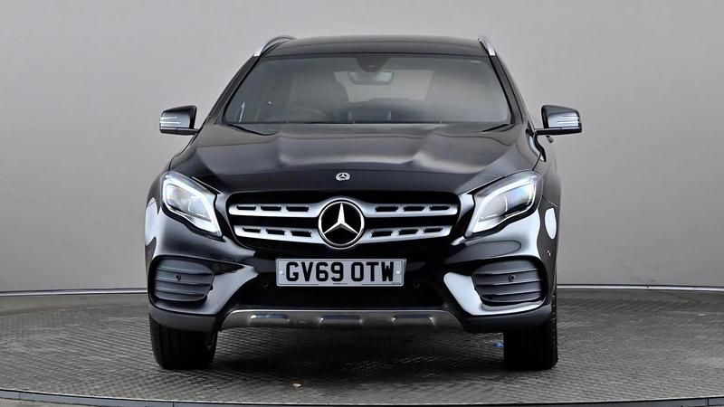 Used Mercedes GLA180 AMG line 122 HP (89 kW) 2020 Black SUV