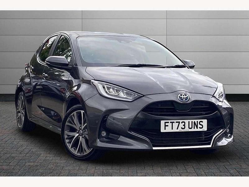 Grey Used 2024 Toyota Yaris Hybrid Hatchback | £21,995 (A bit pricey) - Image 1/4