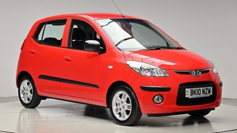 Red Used 2010 Hyundai i10 Comfort Hatchback | £4,380 (A bit pricey) - Image 1/4