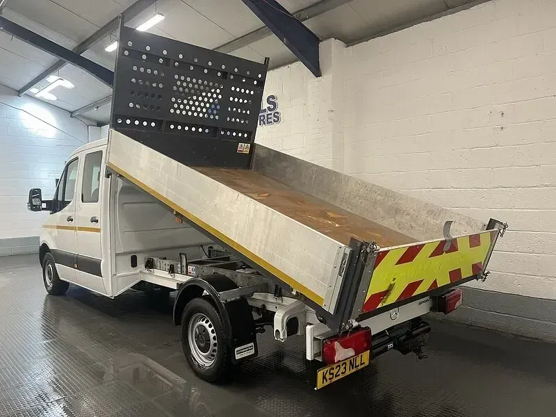Used Mercedes Sprinter 143 HP (105 kW) 2023 White Van