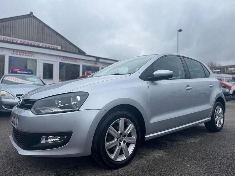Used VW Polo Match 70 HP (51 kW) 2012 Silver Hatchback