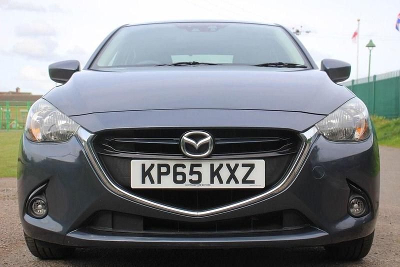 Used Mazda 2 Inclusive 90 HP (66 kW) 2015 Grey Hatchback