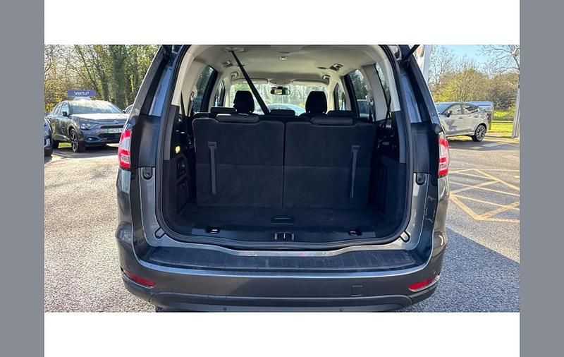 Used Ford Galaxy Titanium 180 HP (132 kW) 2016 Grey MPV