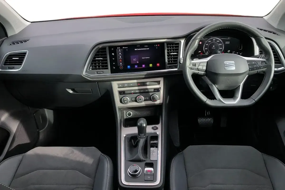 Gebraucht Seat Ateca Xperience 150 PS (110 kW) 2023 Rot SUV