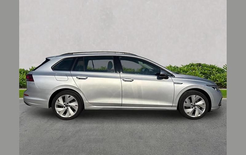 Used VW Golf VIII Style 150 HP (110 kW) 2022 Silver Estate