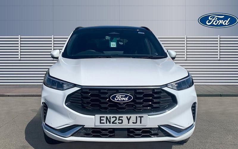 Begagnad Ford Kuga ST-Line X 242 HK (177 kW) 2026 SUV