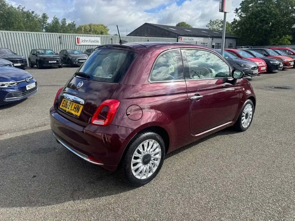 Used Fiat 500 Lounge 69 HP (50 kW) 2018 Red Hatchback