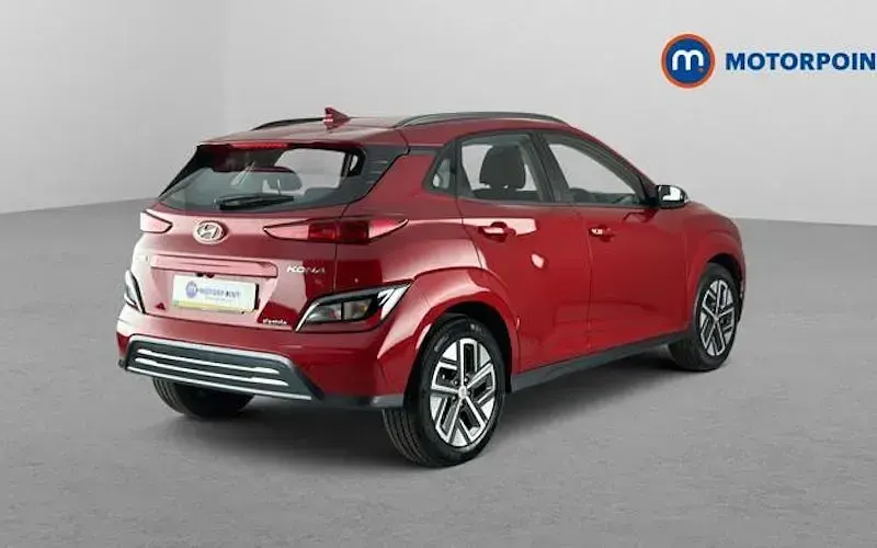 Used Hyundai Kona SE 100 kW (136 HP) 2022 Red SUV