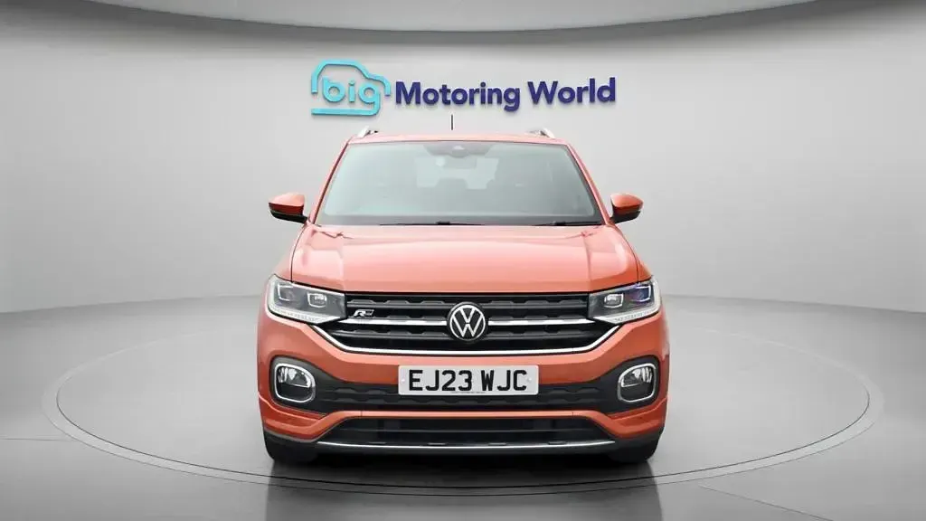 Used VW T-Cross R-line 110 HP (80 kW) 2023 Orange SUV