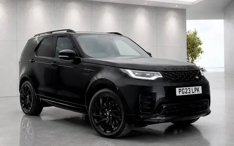 Used Land Rover Discovery SE Dynamic 300 HP (220 kW) 2023 SUV