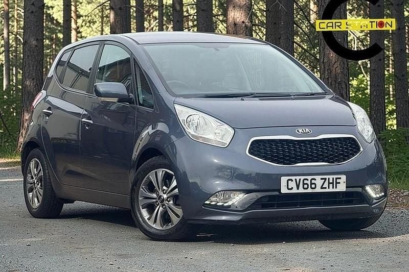 Used Kia Venga 123 HP (90 kW) 2017 Blue Hatchback