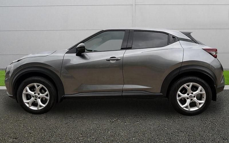 Used Nissan Juke N-Connecta 117 HP (86 kW) 2020 Grey SUV