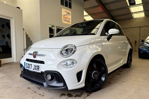 White Used 2017 Fiat 500 Hatchback | £6,995 (Fair price) - Image 1/1