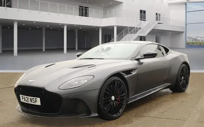 Used Aston Martin DBS 725 HP (533 kW) 2019 Coupe