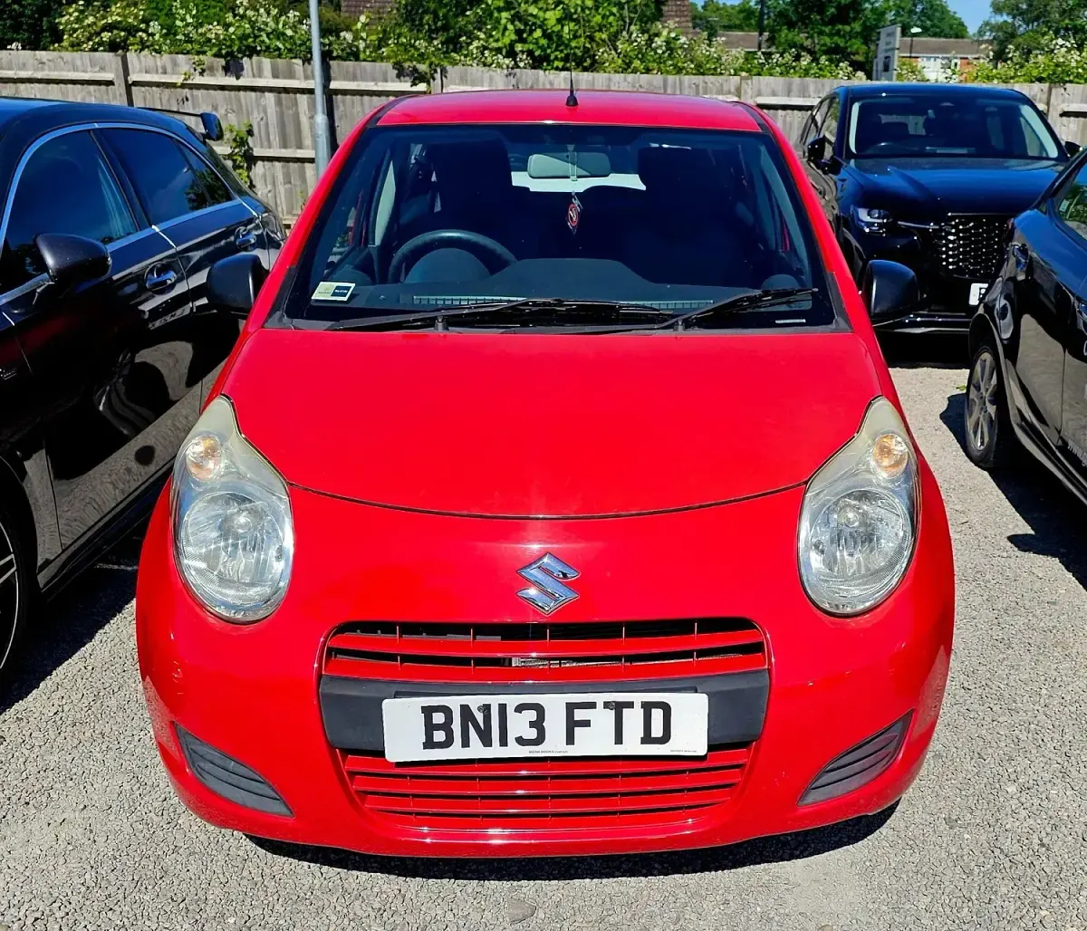 Used Suzuki Alto SZ3 68 HP (50 kW) 2013 Red Hatchback