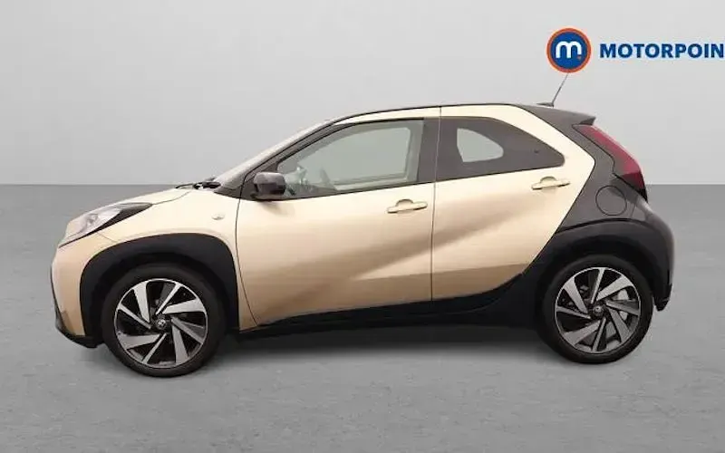 Used Toyota Aygo X 72 HP (52 kW) 2025 SUV